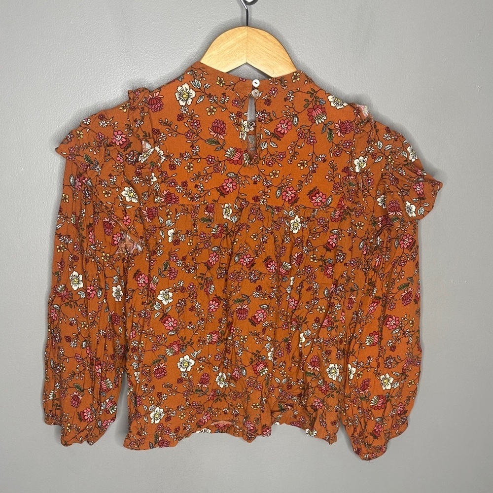 Forever 21 mock neck floral ruffle blouse - Picture 6 of 6